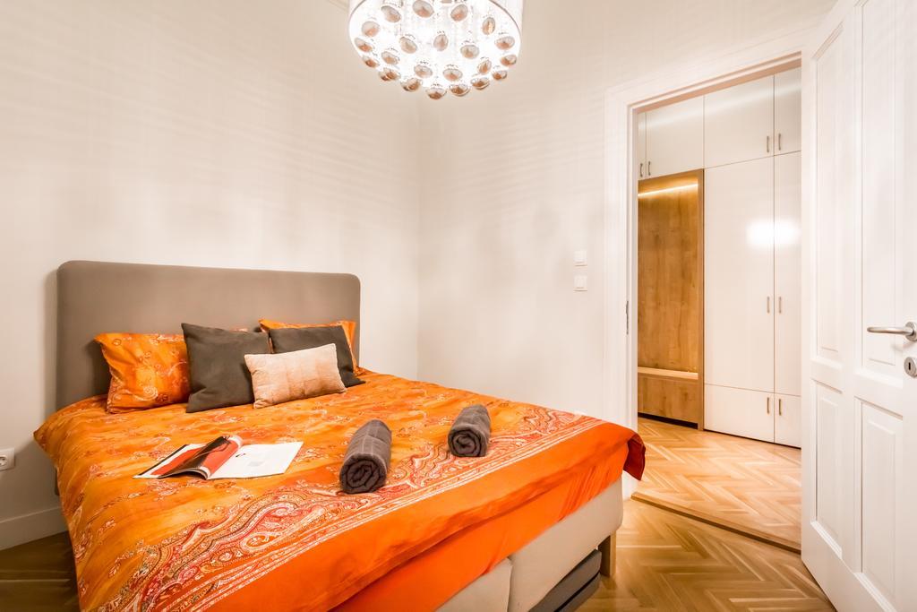 Bpr Opera Lux Treasure Apartment Budapest Ngoại thất bức ảnh